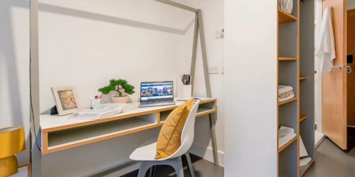Silver Ensuite