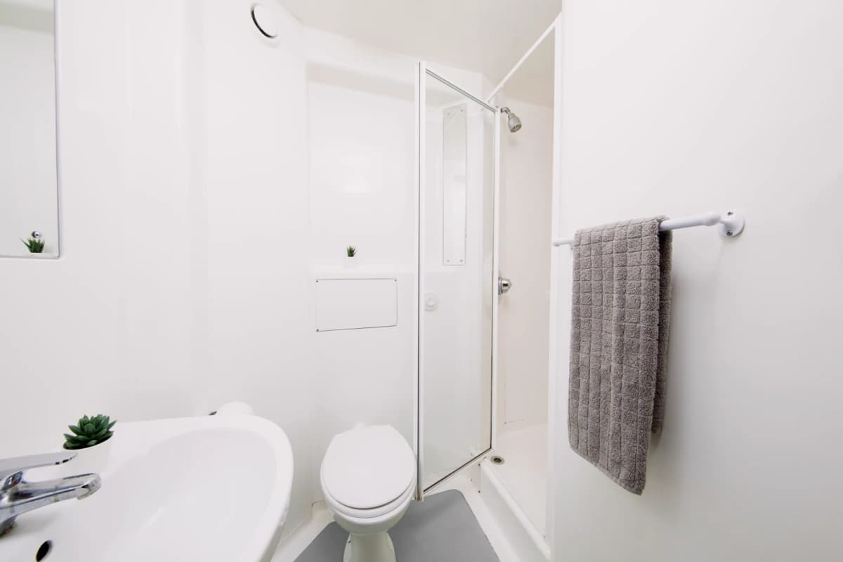 Classic En-Suite