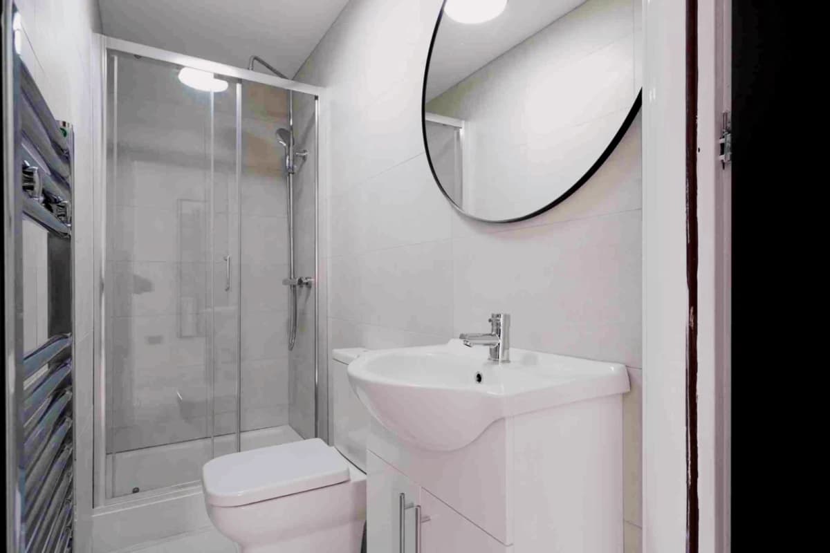 3 Beds 7 Baths