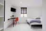 6 Beds 4 Baths