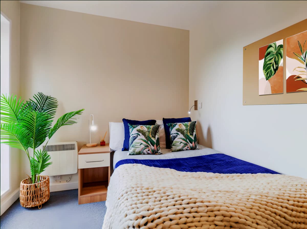 Premium Plus Ensuite