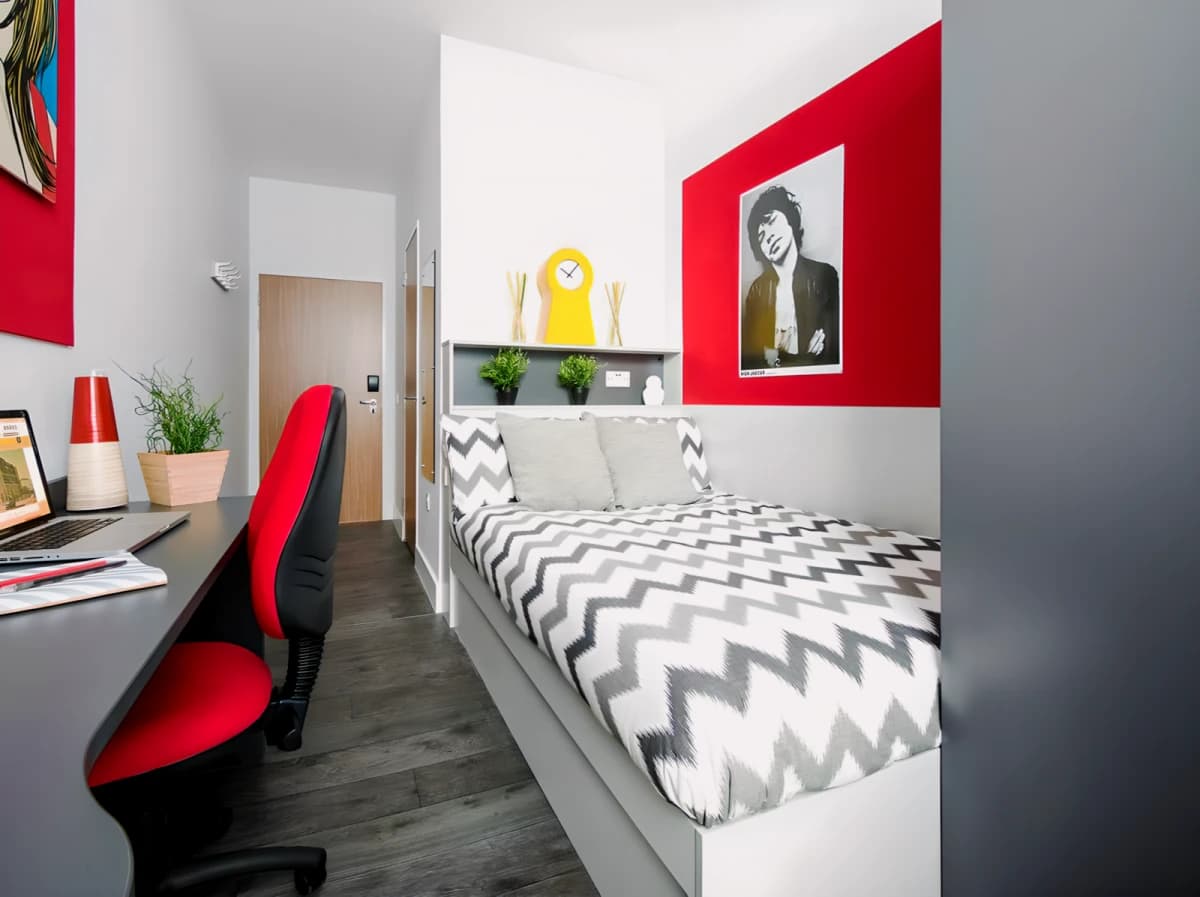 Classic En-Suite