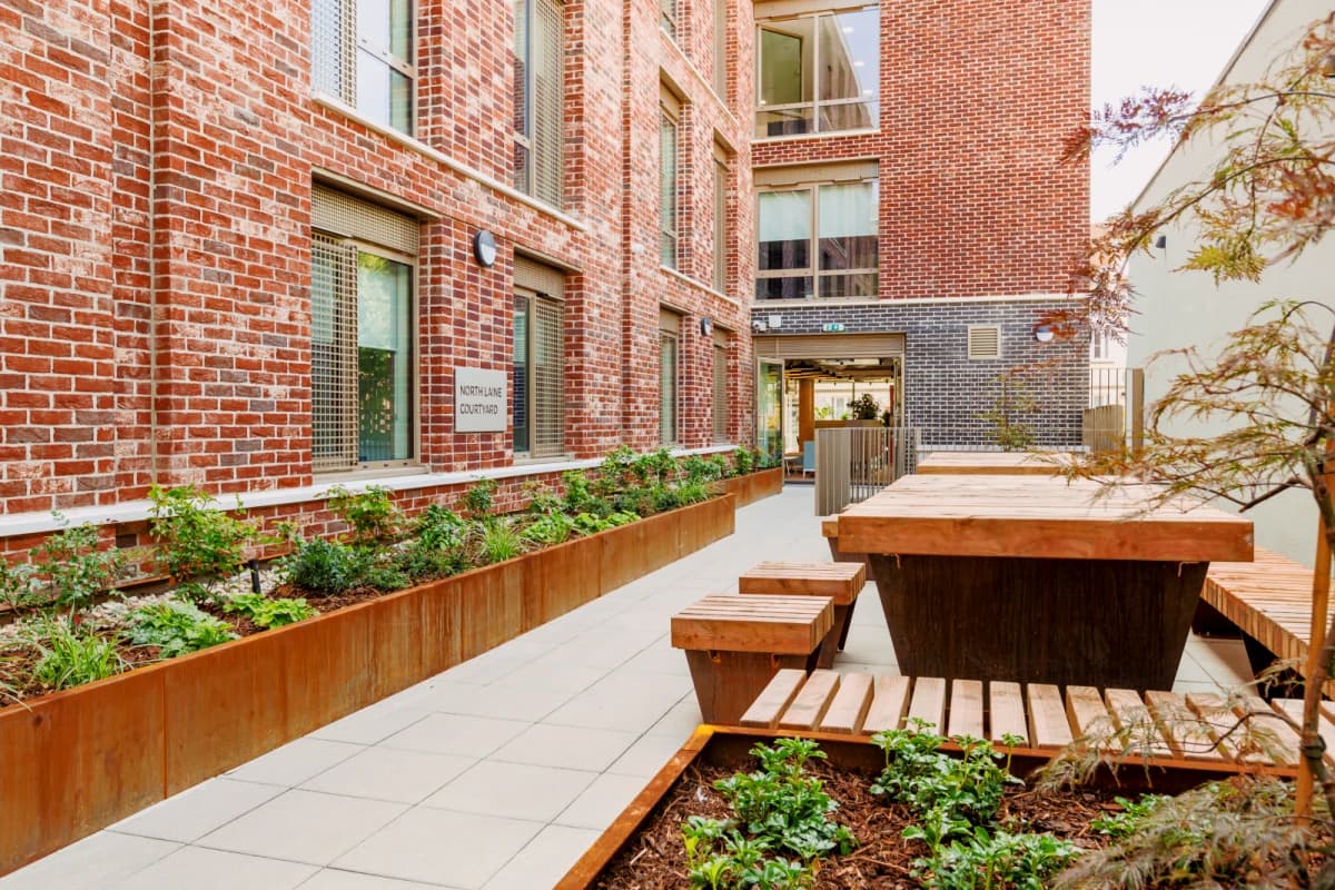 Outdoor Features