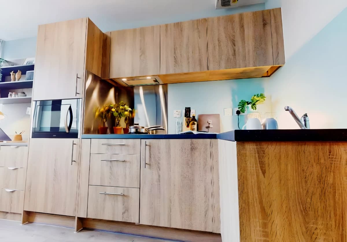iQ Newtown House image