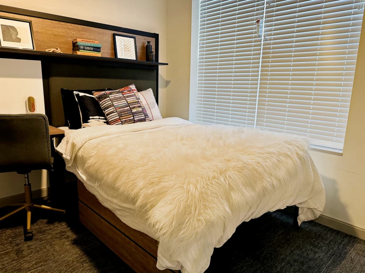 2 Bed, 2 Bath Classic