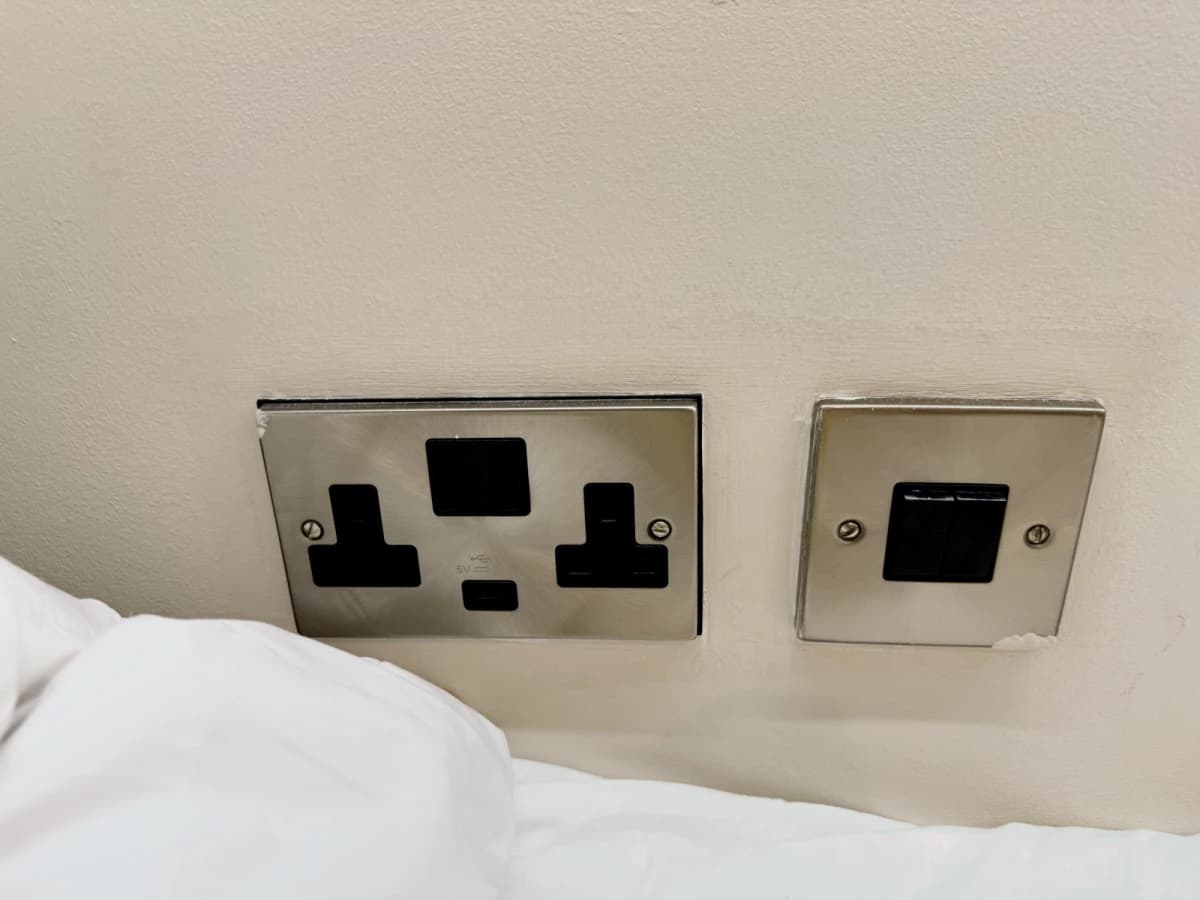 Dwell 121 Princess Street image