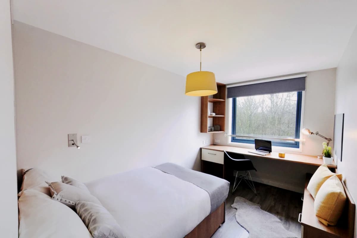 Lit Islington Residence image