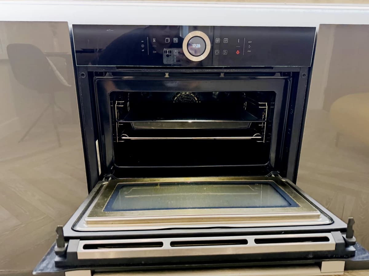 Dwell 121 Princess Street image