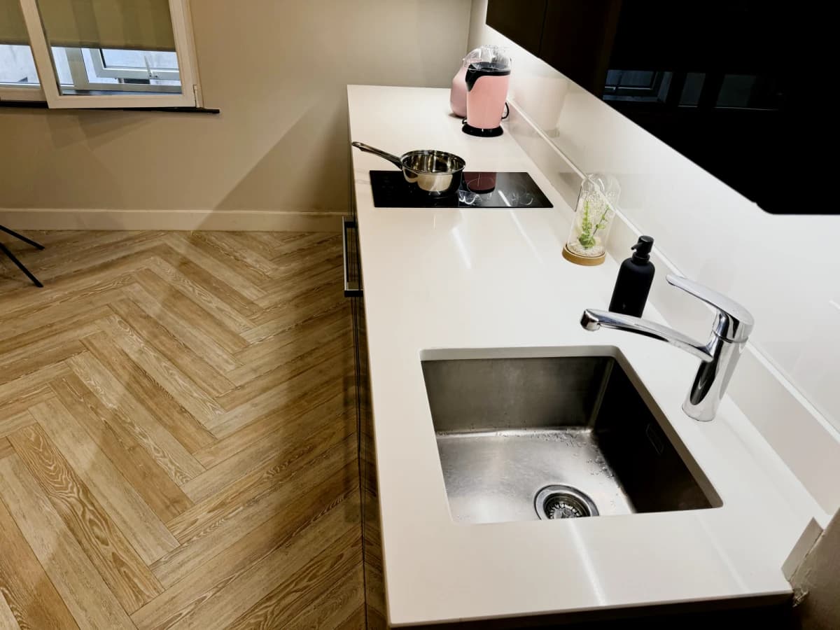 Dwell 121 Princess Street image