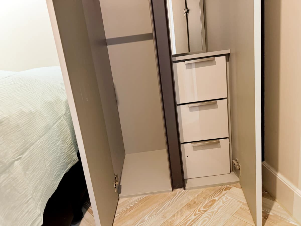 Dwell 121 Princess Street image