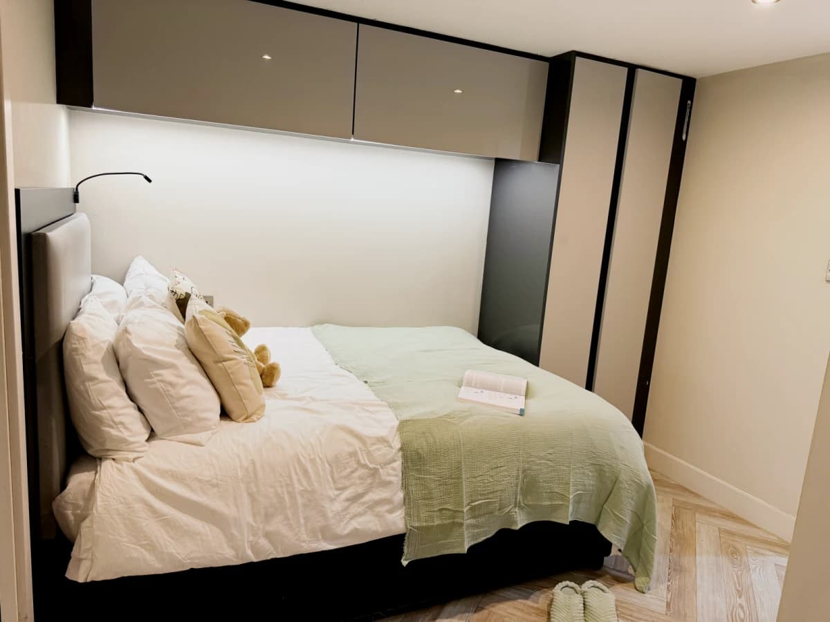 Dwell 121 Princess Street image