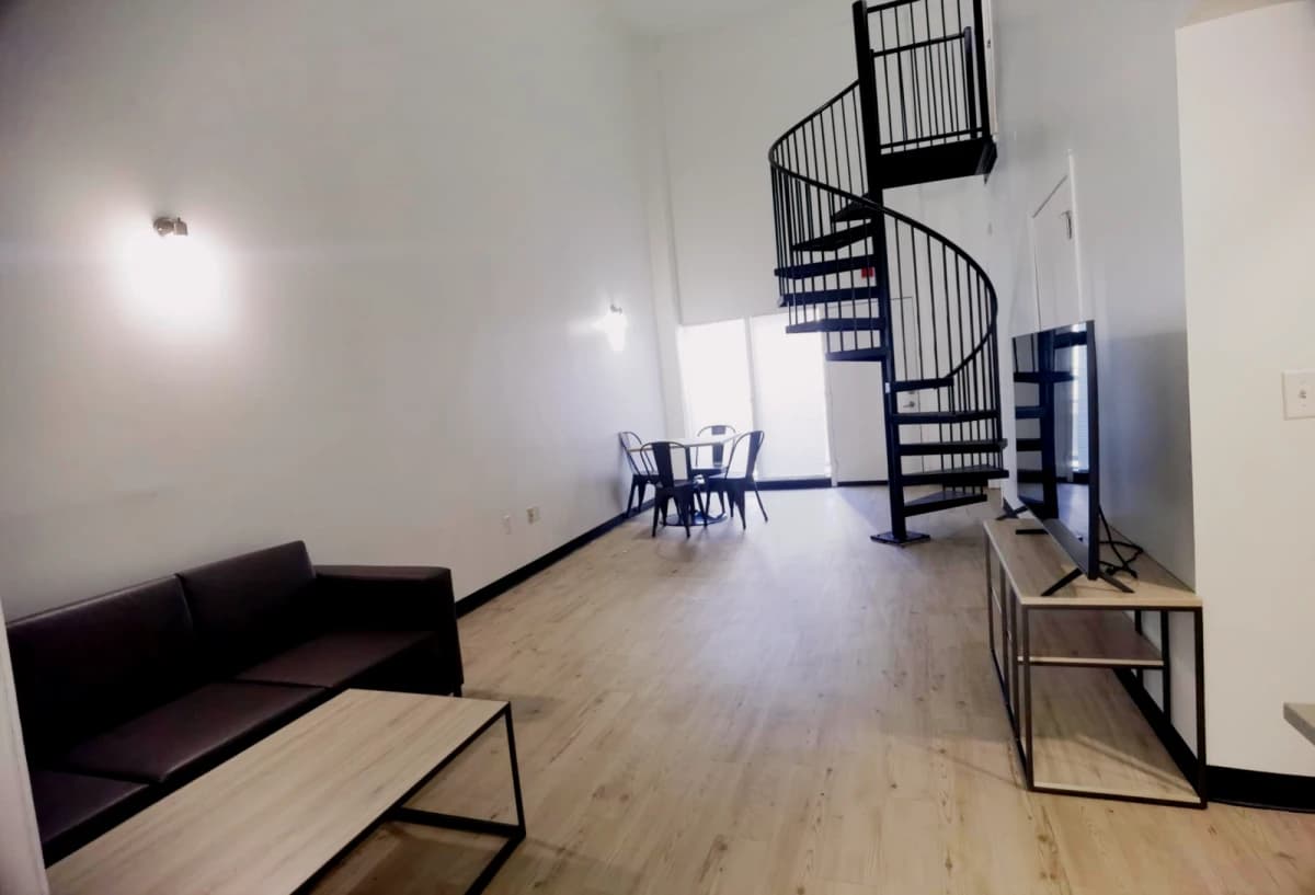 Yugo Champaign South 3rd Lofts image