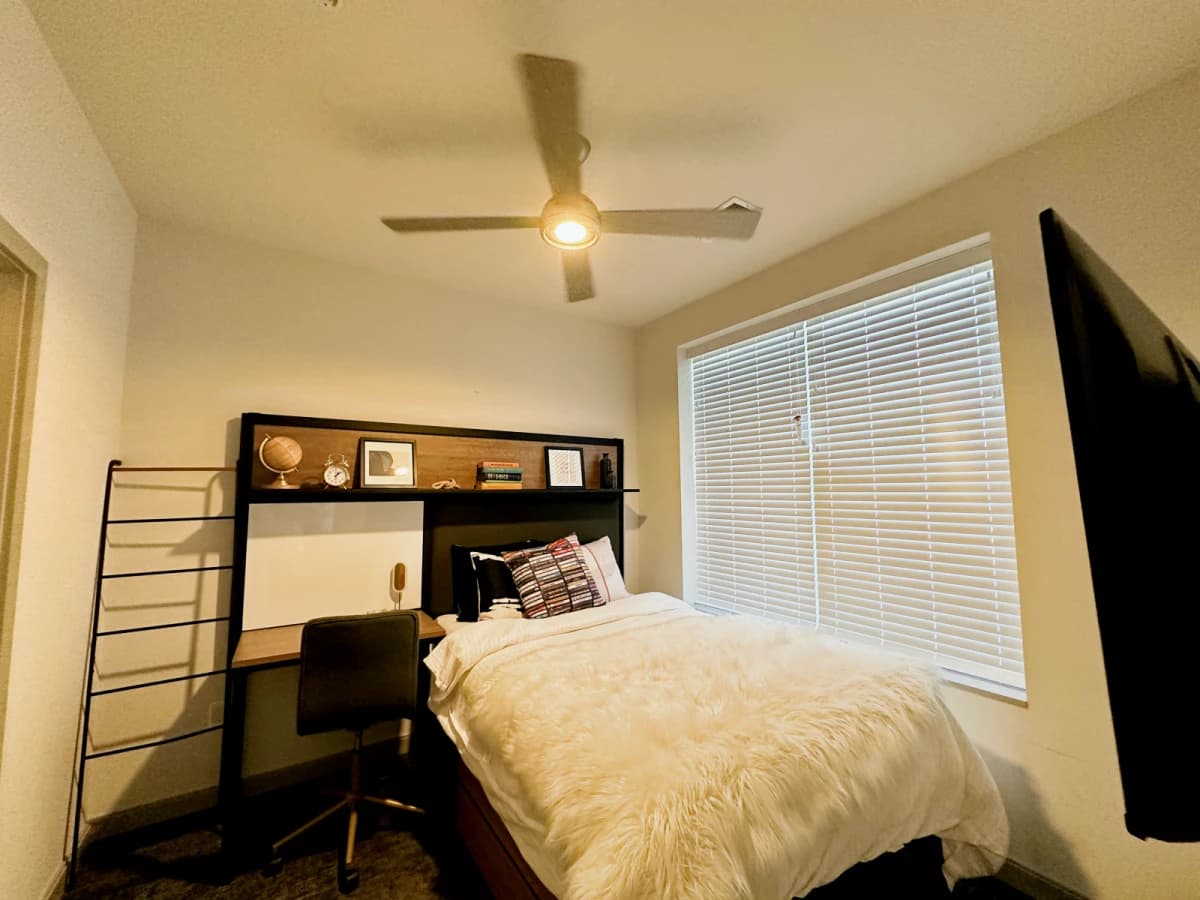 1 Bed, 1 Bath Classic