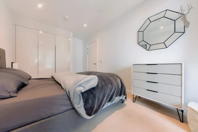 1 Bedroom 1 Bathroom