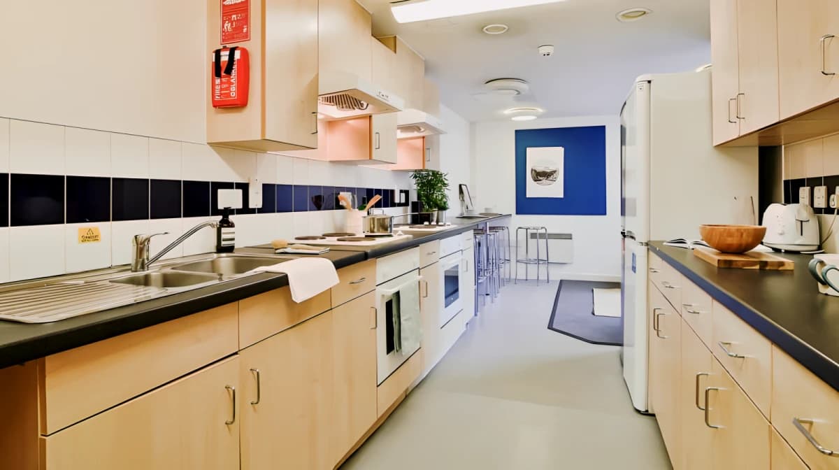 iQ Will Wyatt Court image