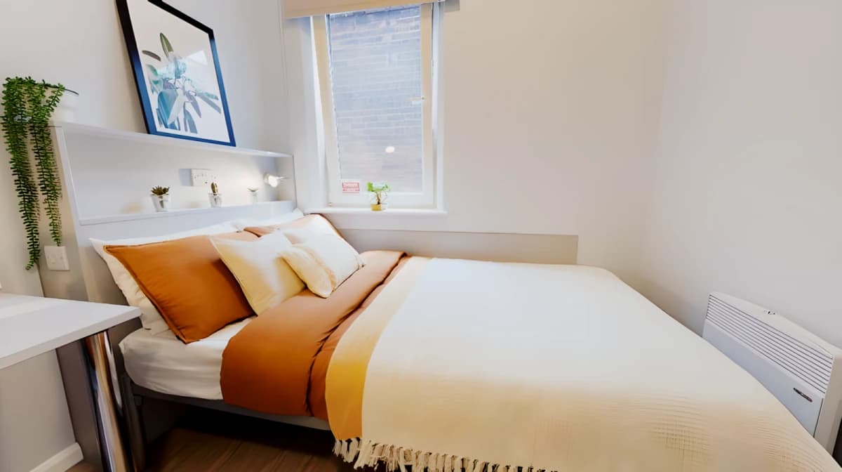 iQ Will Wyatt Court image