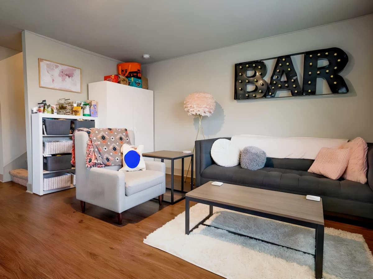 Yugo Corvallis Domain image