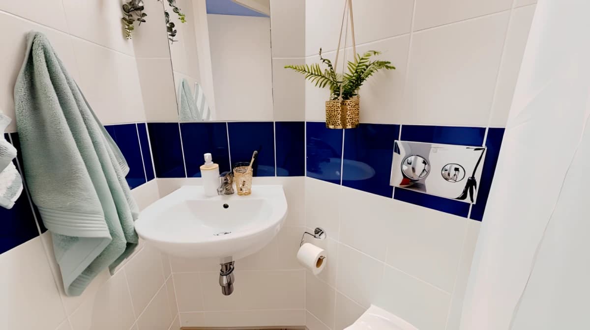 iQ Will Wyatt Court image