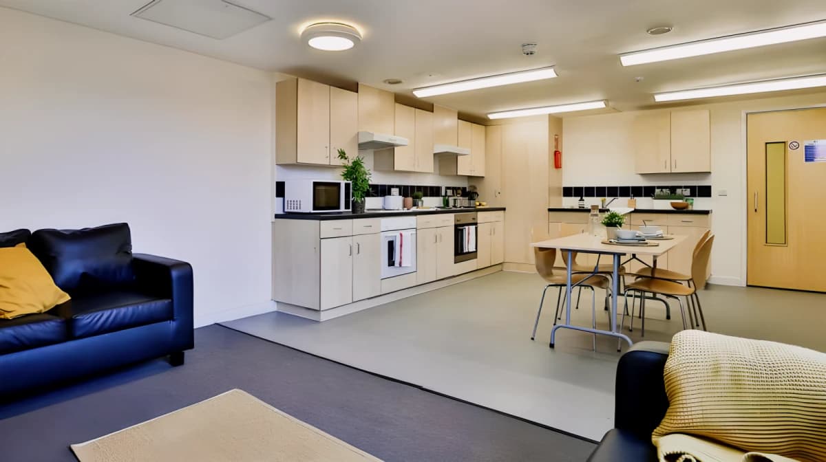 iQ Will Wyatt Court image