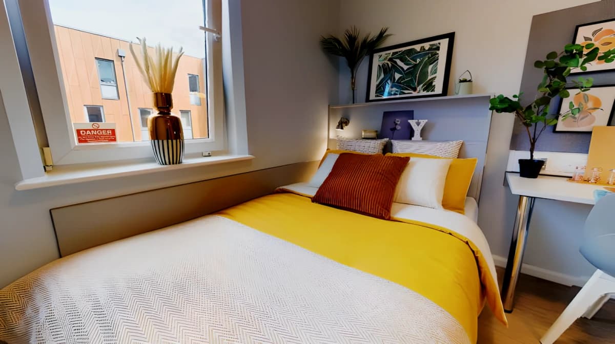 iQ Will Wyatt Court image