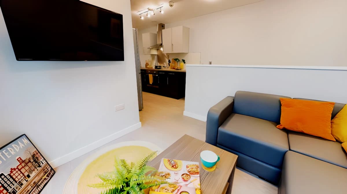 iQ Will Wyatt Court image