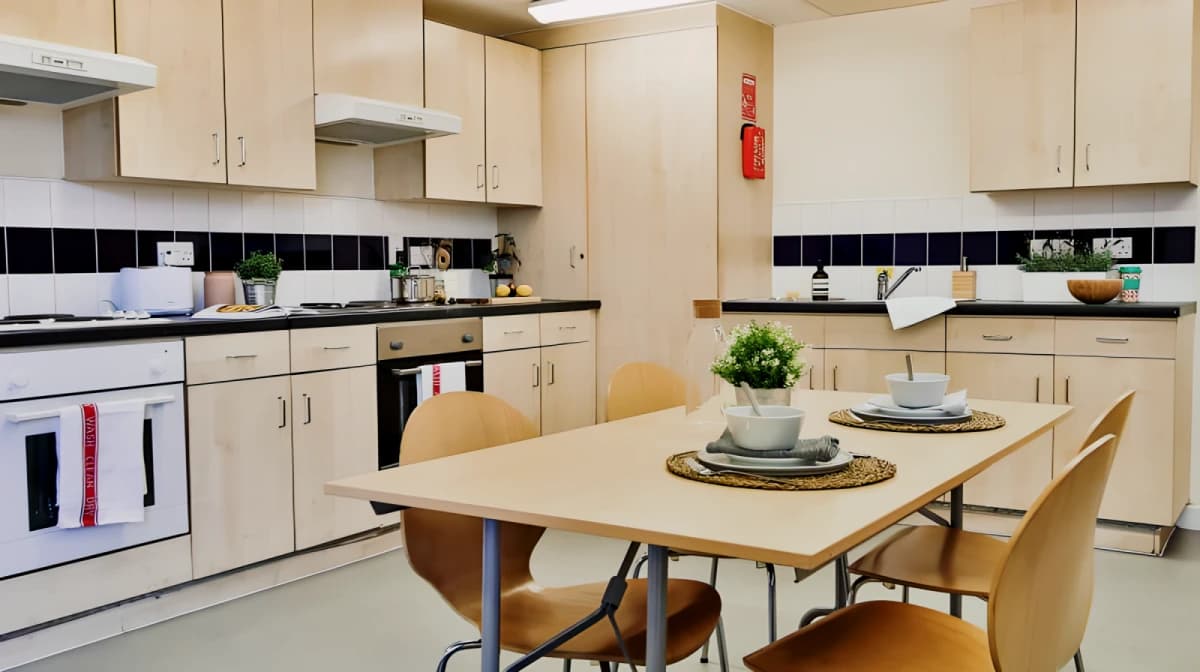 iQ Will Wyatt Court image