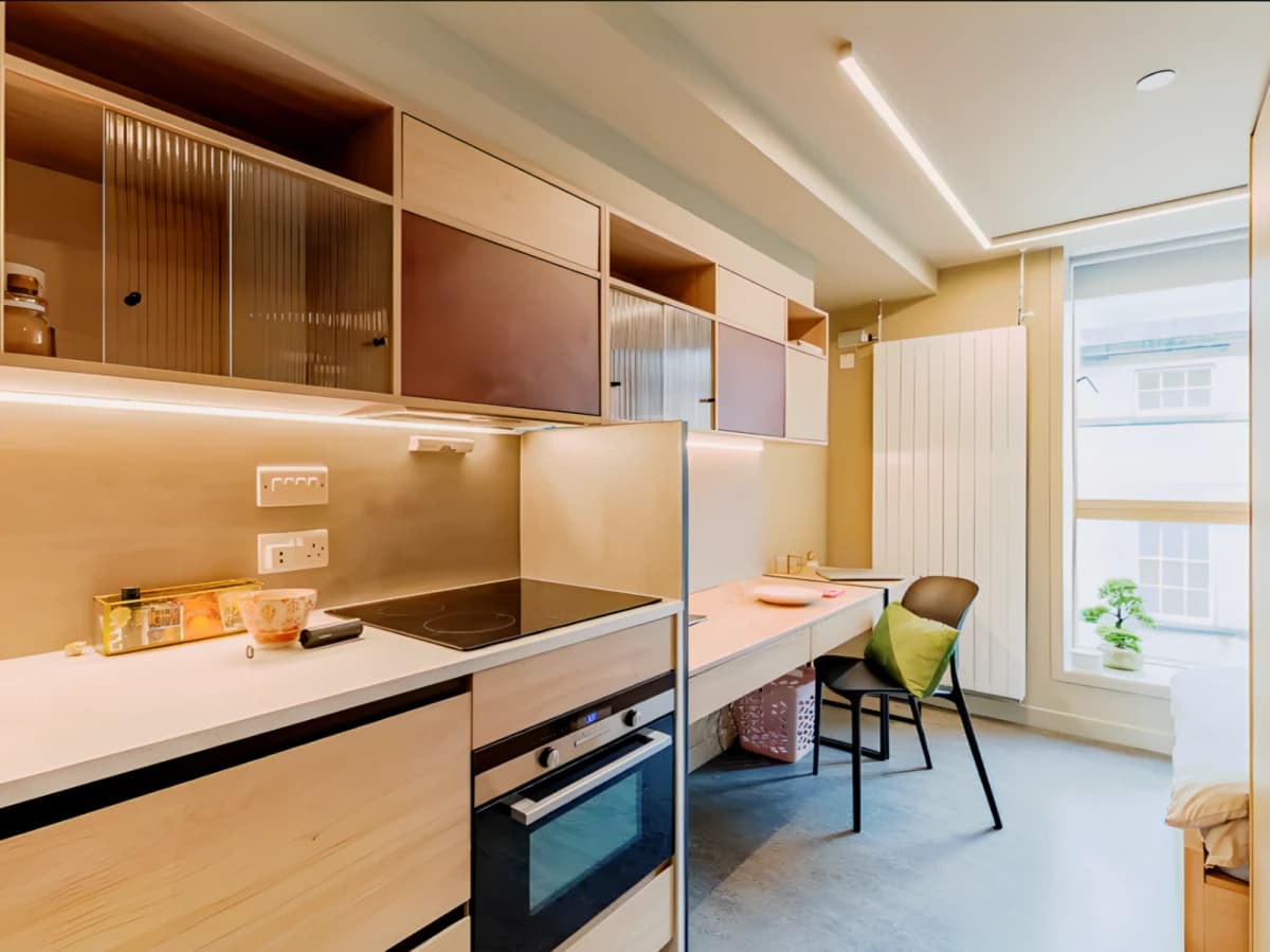 Executive Studio