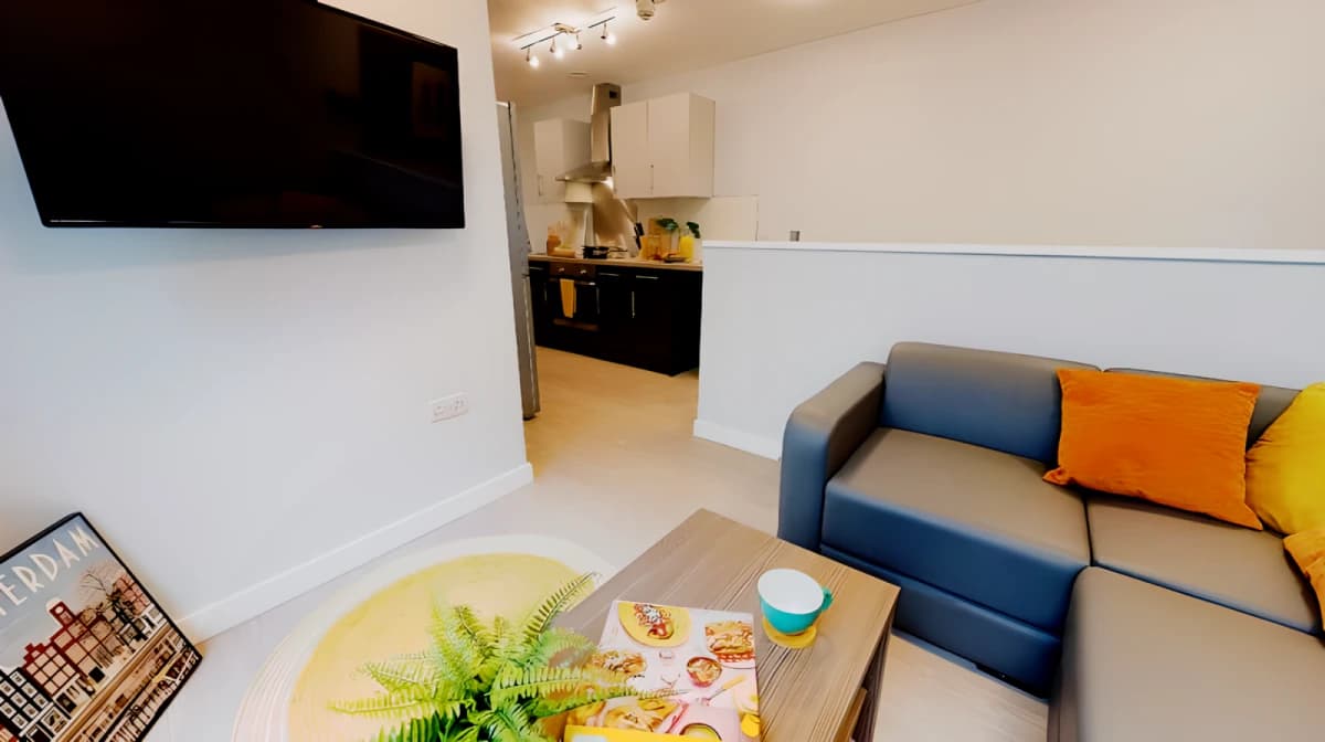 iQ Will Wyatt Court image