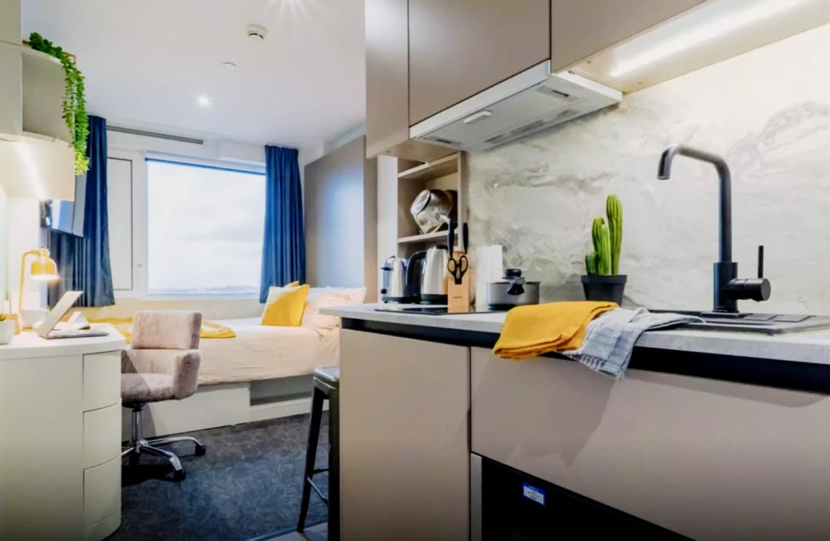 Lit IQ Vega Residence image