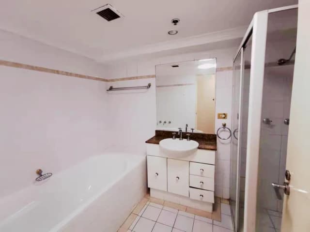 3 bed 2 bath*50
