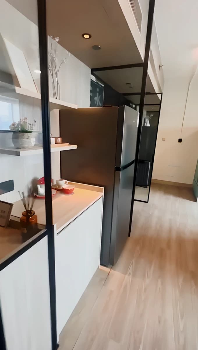 Sunny House image