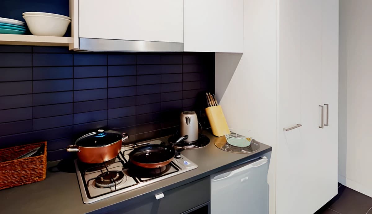 Student Living on Villiers image