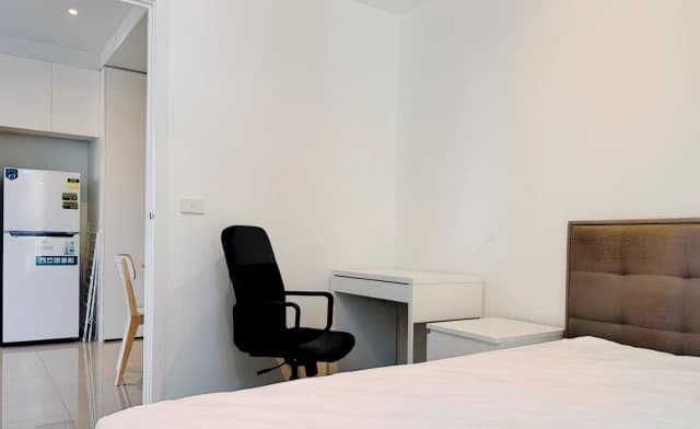 1408/22 Coromandel Pl image 2