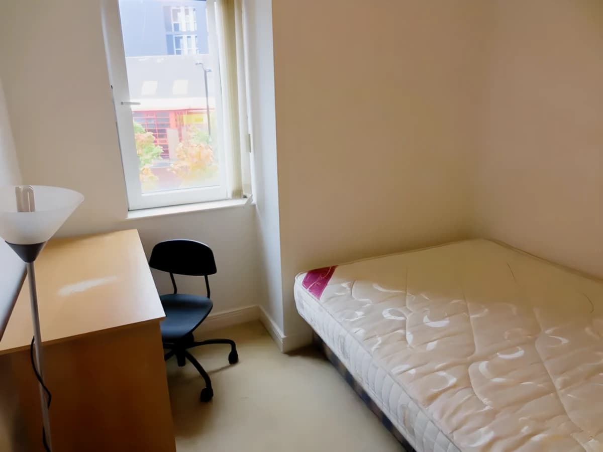 2 bedrooms 2 bathrooms