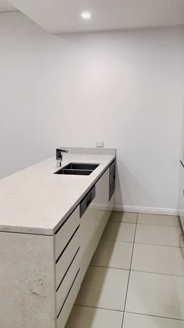7 Rosebery Ave