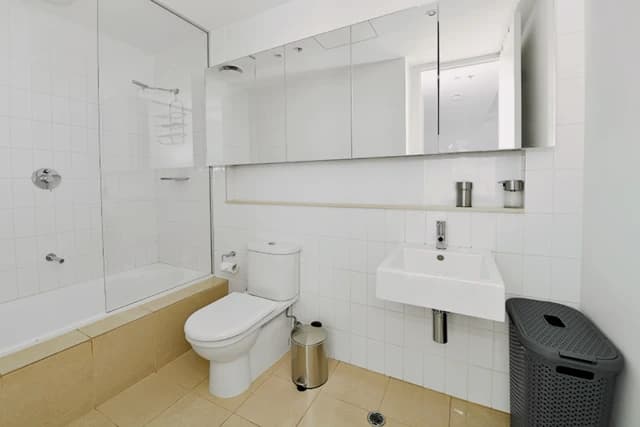 apartment near Little Collins Street image