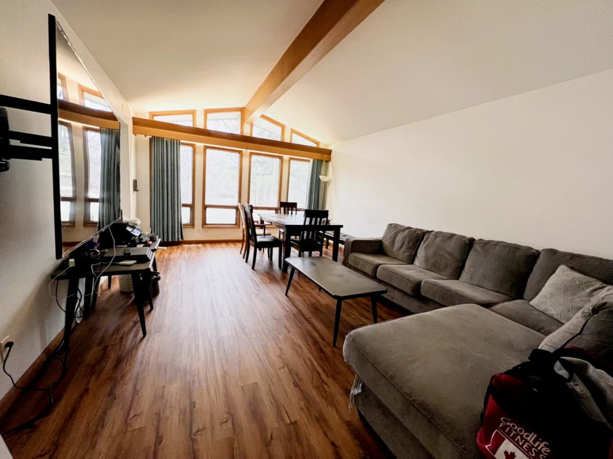 89 Kings Drive