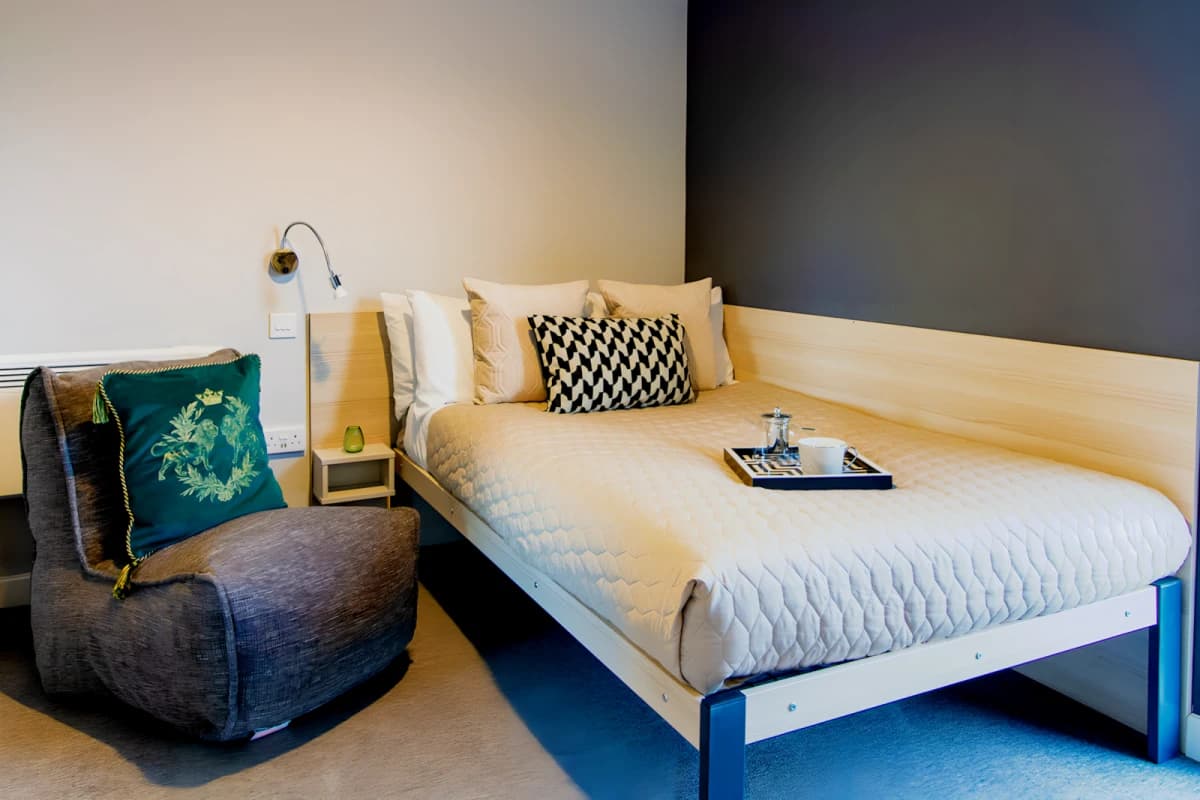Straits Manor image