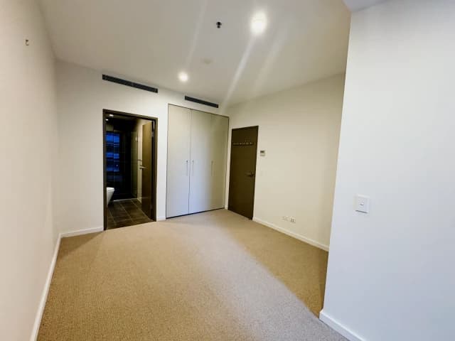 2 bed 2 bath