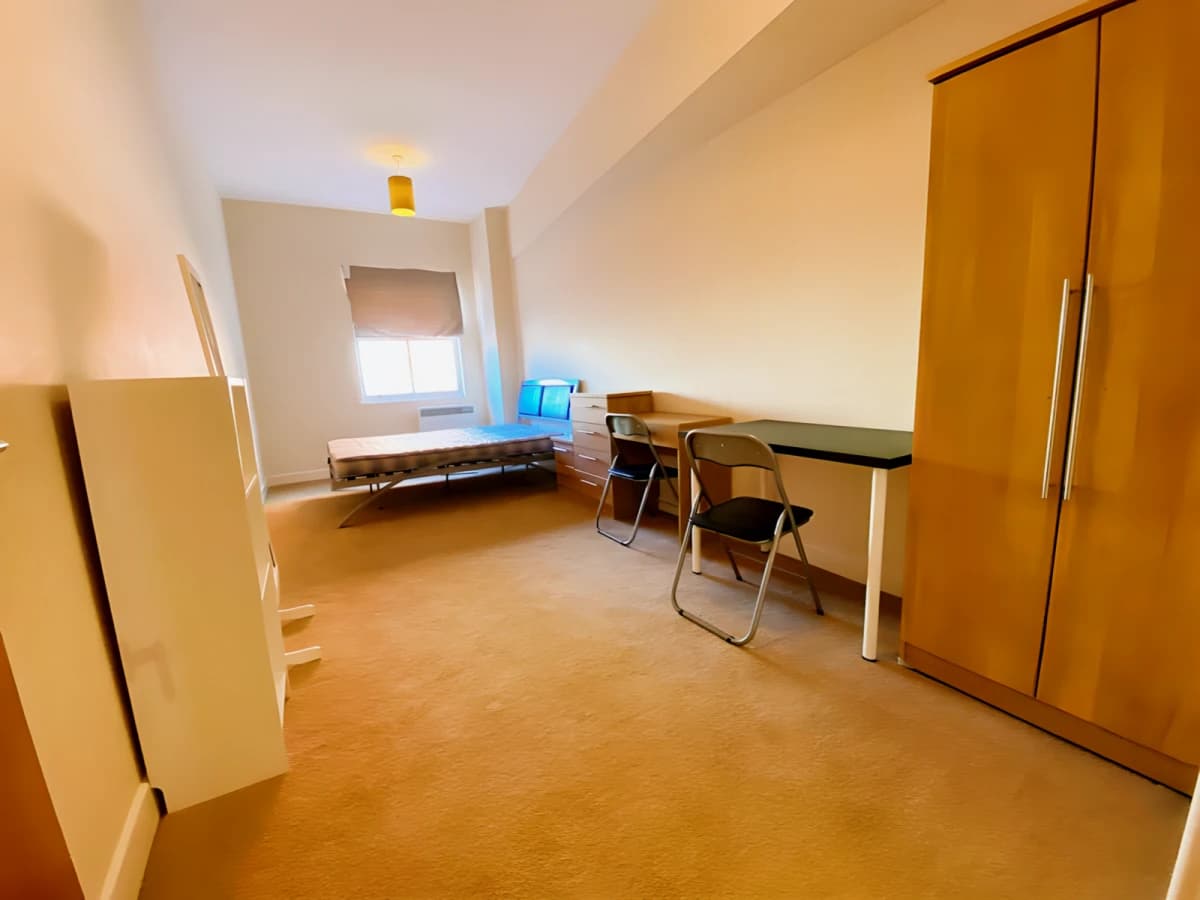 2 bedrooms 2 bathrooms