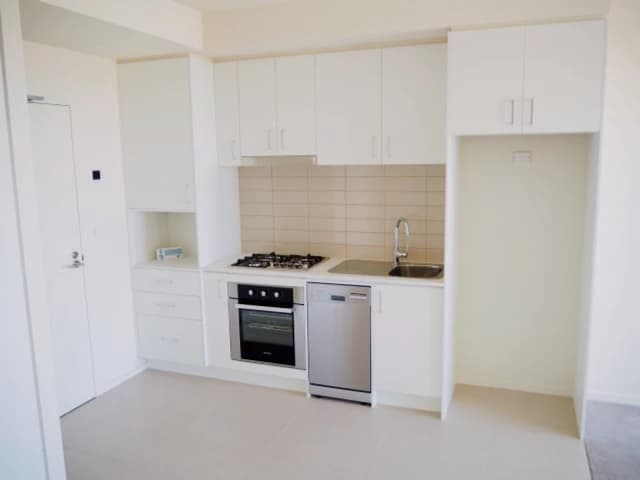 1 Bed, 1 Bath