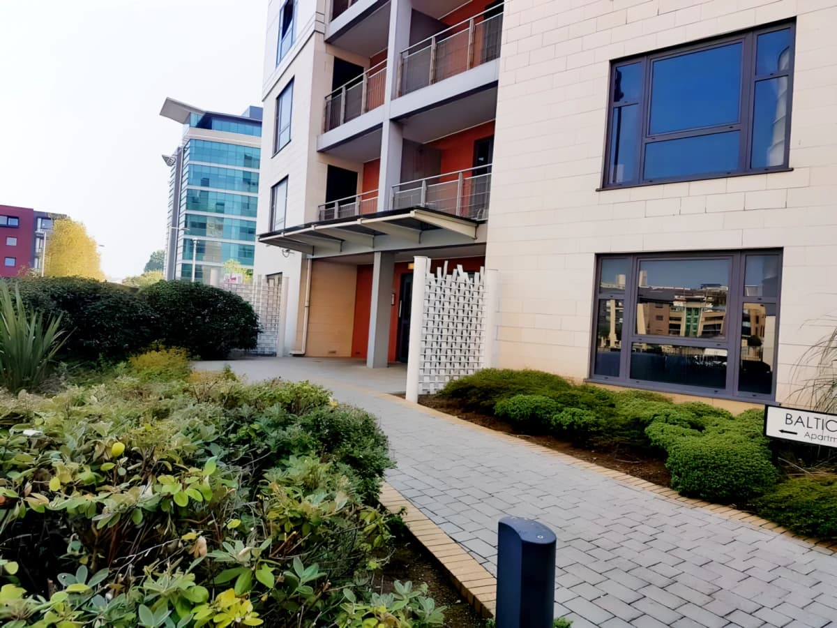ST-Baltic Quay, South Shore Road image 2
