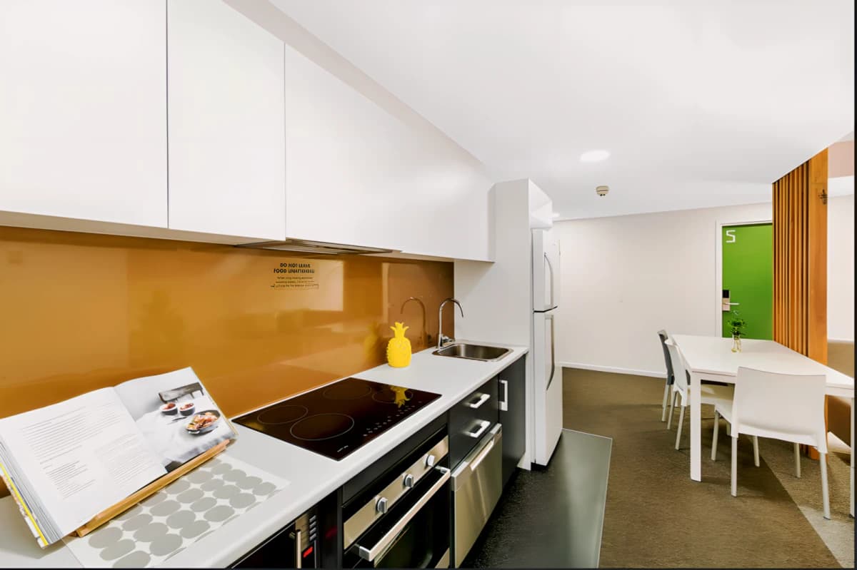 Scape Regent image