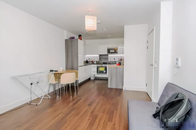 1 Bedroom 1 Bathroom
