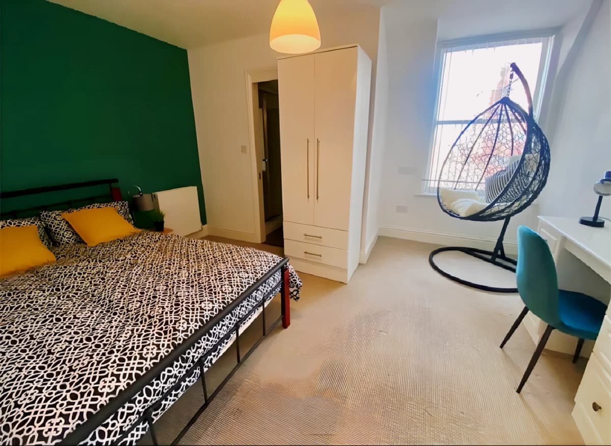 2 Bed 2 Bath