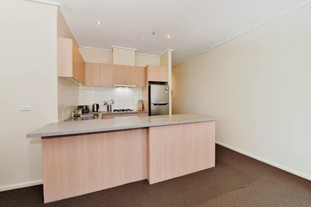 apartment near Little Lonsdale Street image