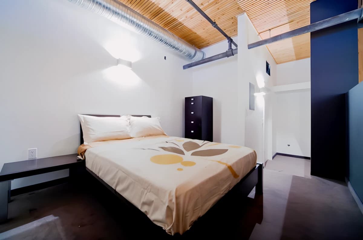 1 Bedroom 1 Bathroom