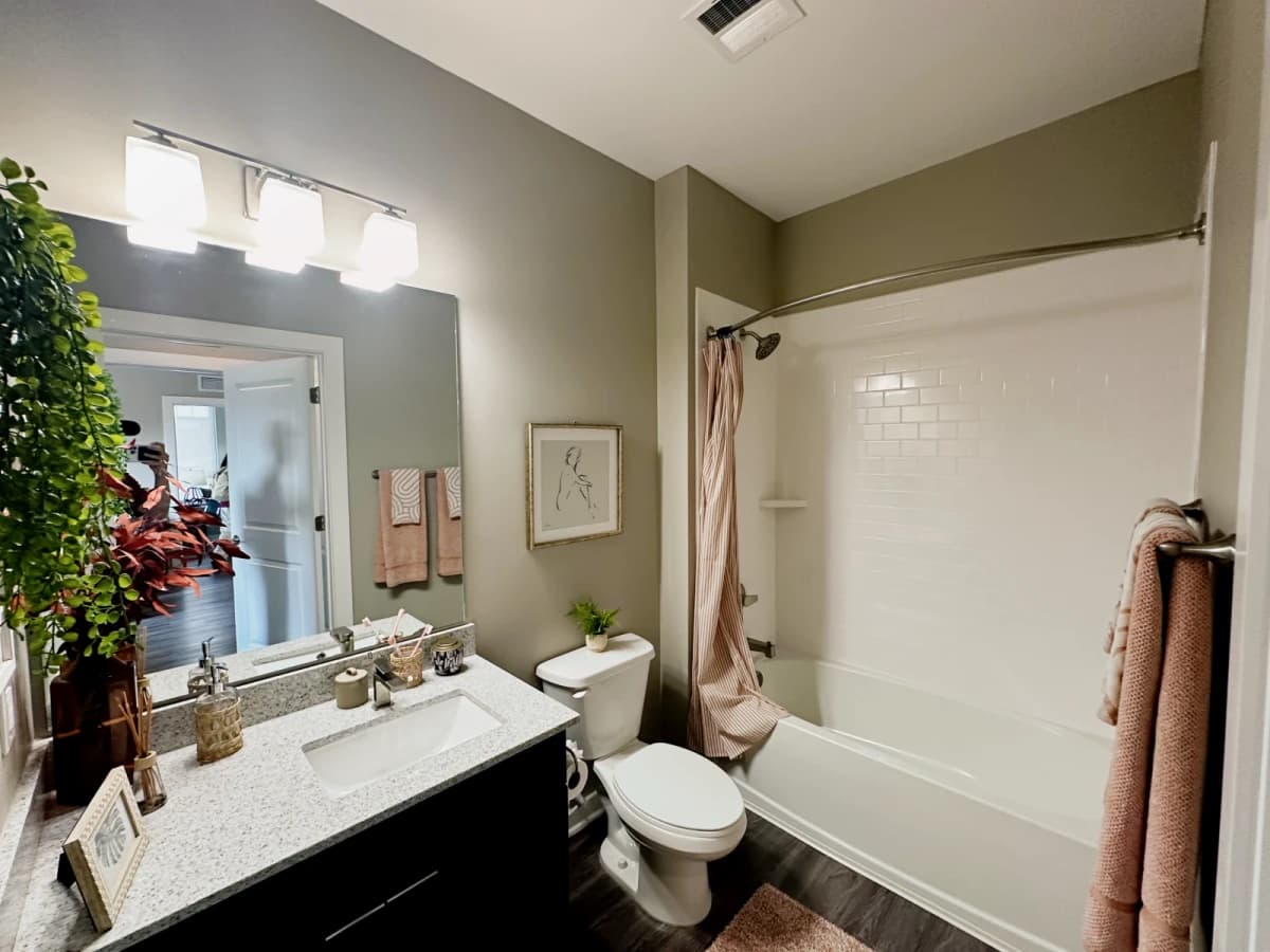 2 bed 2 bath Birch