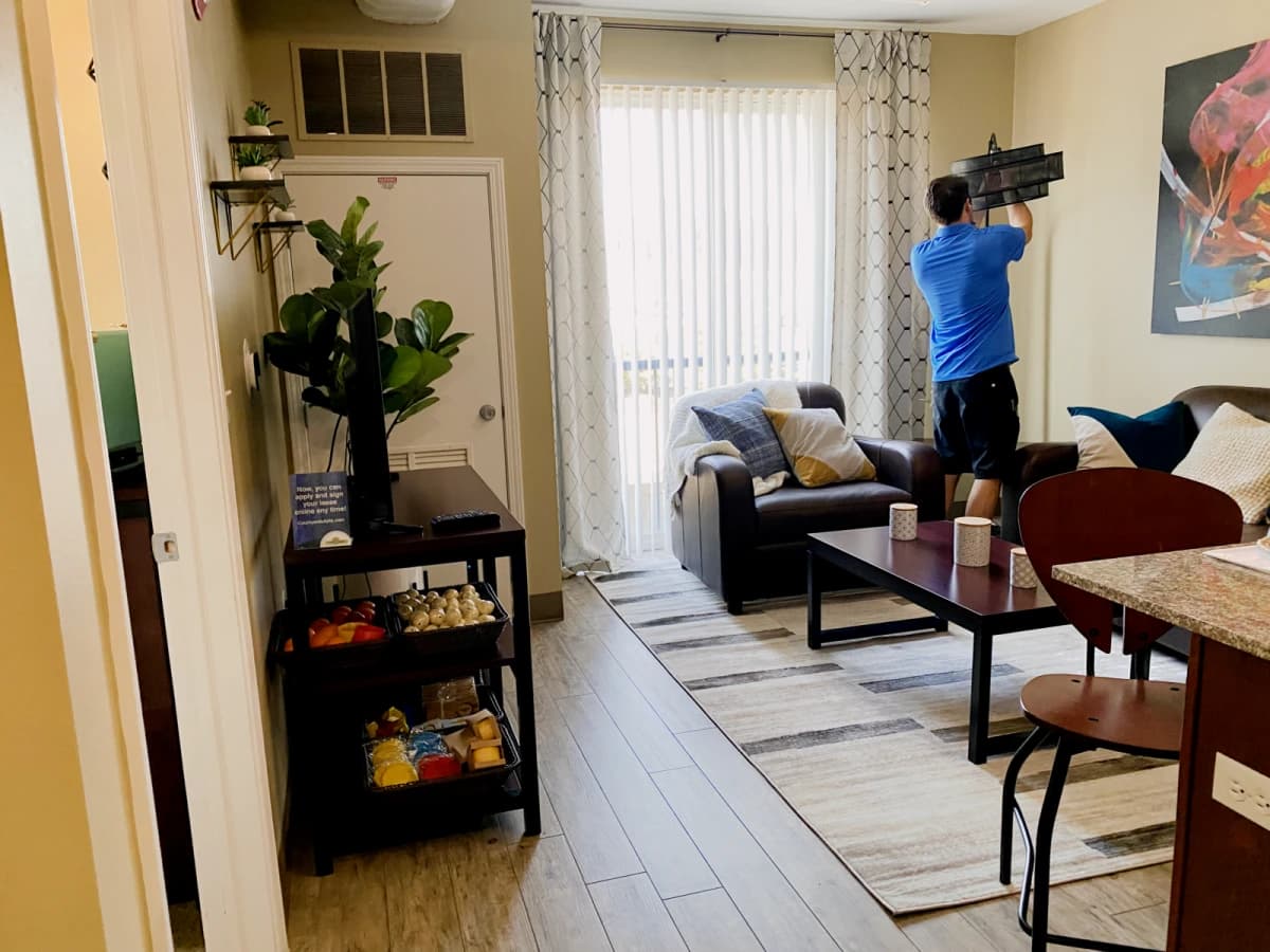 1bd / 1ba
