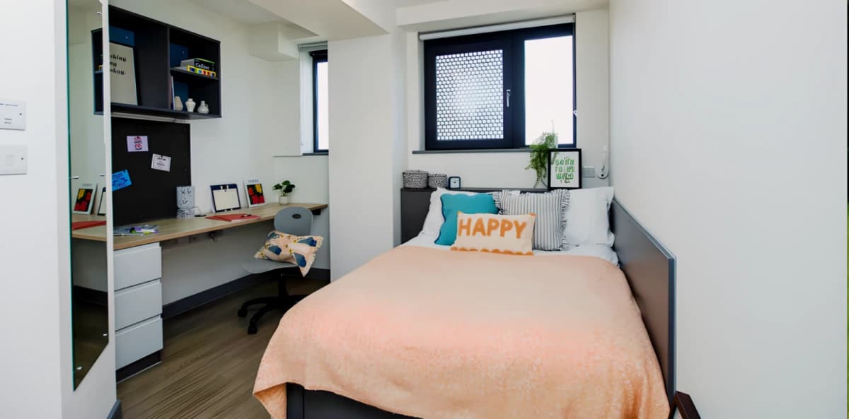 Canvas Capital House image
